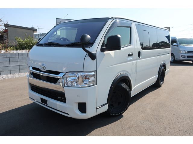 Toyota Hiace Van 2.8 DX Long GL Package Diesel