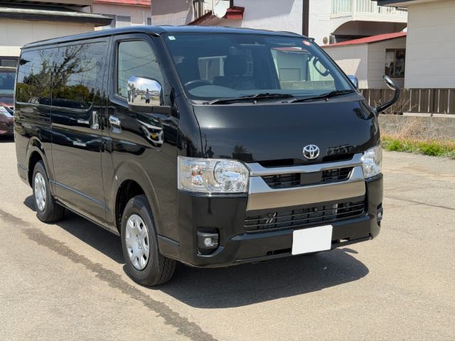 Toyota Hiace Super GL Dark Prime S