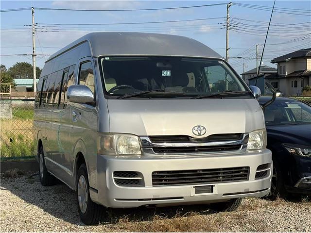 Toyota Hiace Wagon Grand Cabin 4WD