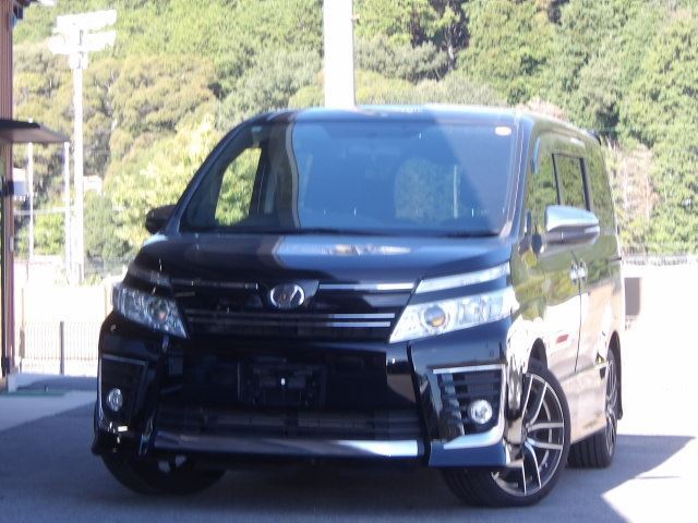 2015 Toyota Voxy ZS Kirameki Rear Seat Flip-Down Screen