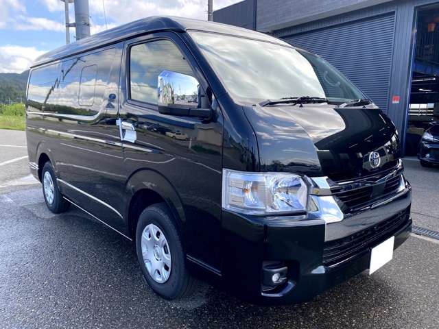 Toyota Hiace 2.7 GL Long Medium Roof 4WD