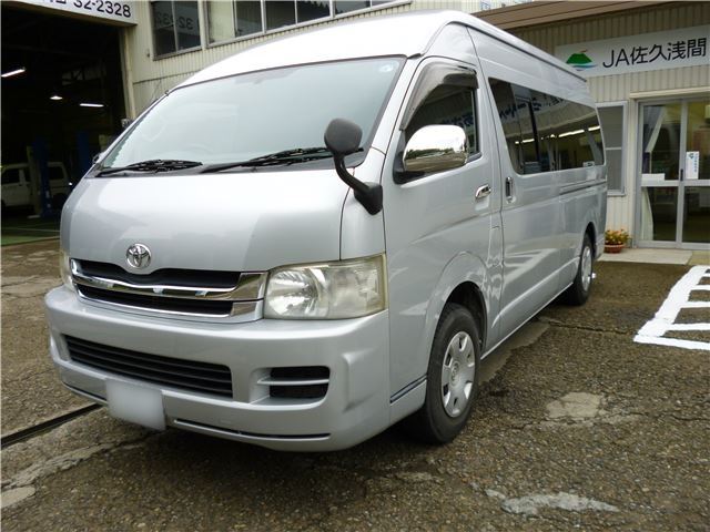 Toyota Hiace Grand Cabin High Roof