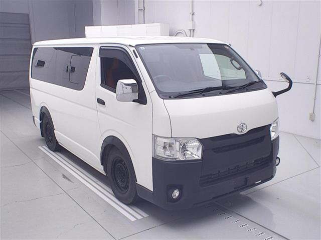 Toyota Hiace 4WD DX Long D-TB