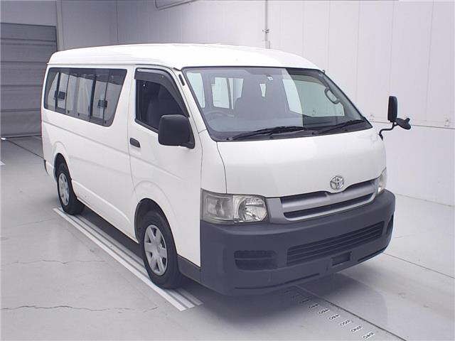 Toyota Hiace DX