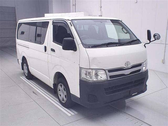 Toyota Hiace DX