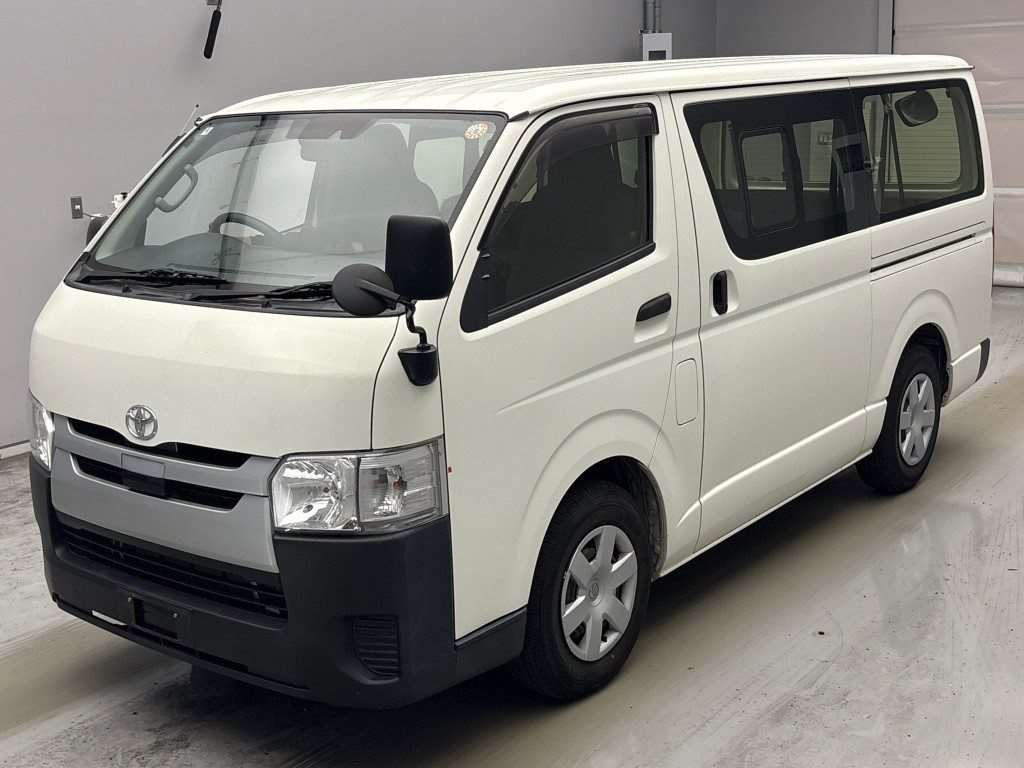 Toyota Hiace Van DX