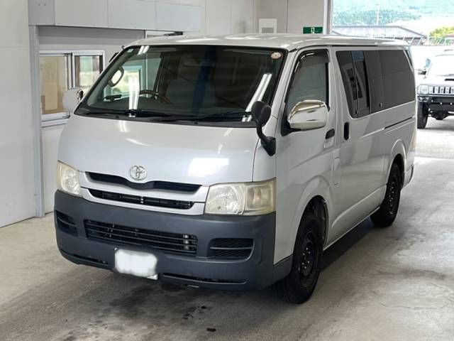 Toyota Hiace Van DX 4WD